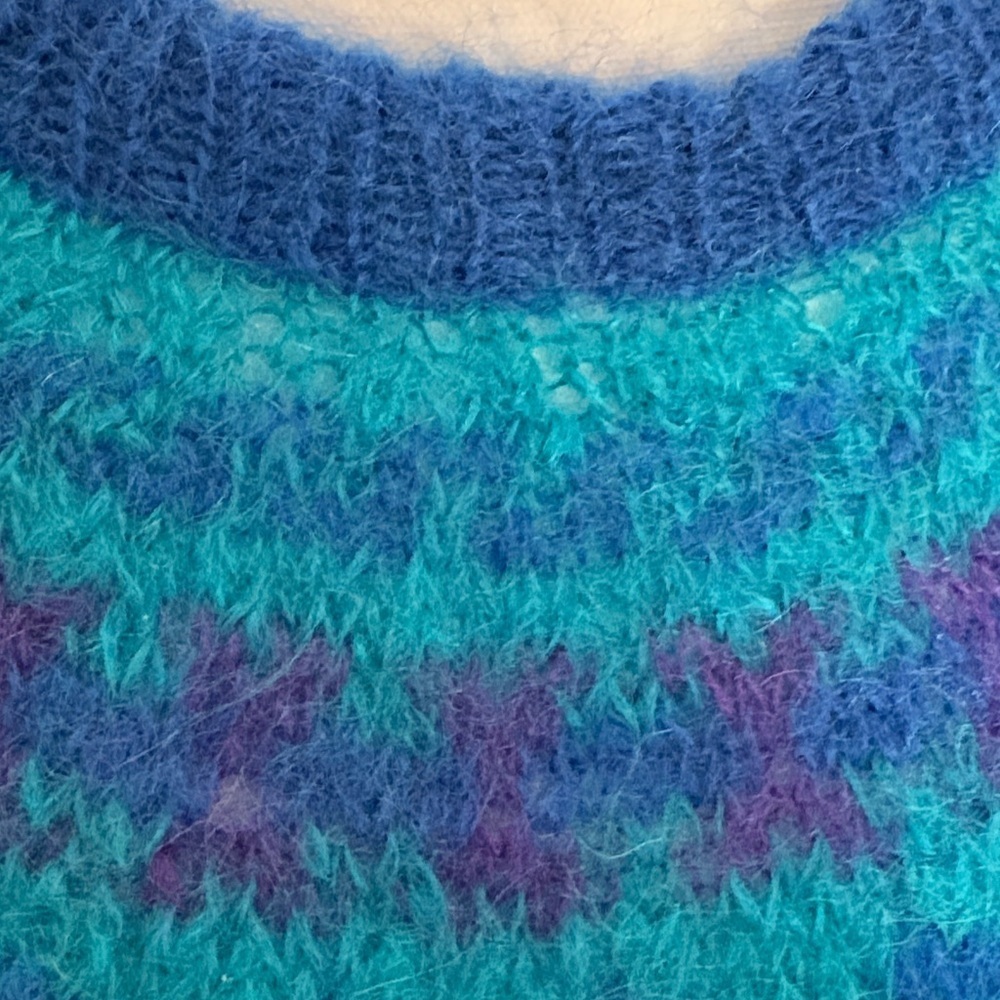 Icelandic Mohair/Wool Sweater. Size Small - Picture 3 of 10